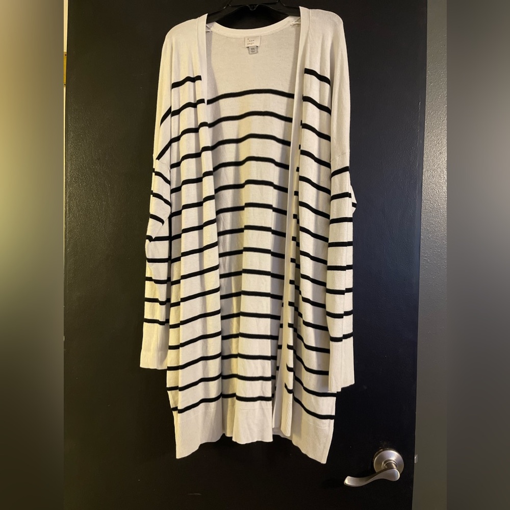 Lightweight cardigan